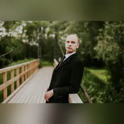 韩德林